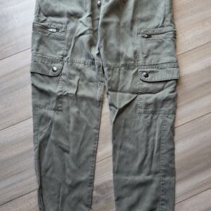 Womens Banana Republic Olive Cargo Pants